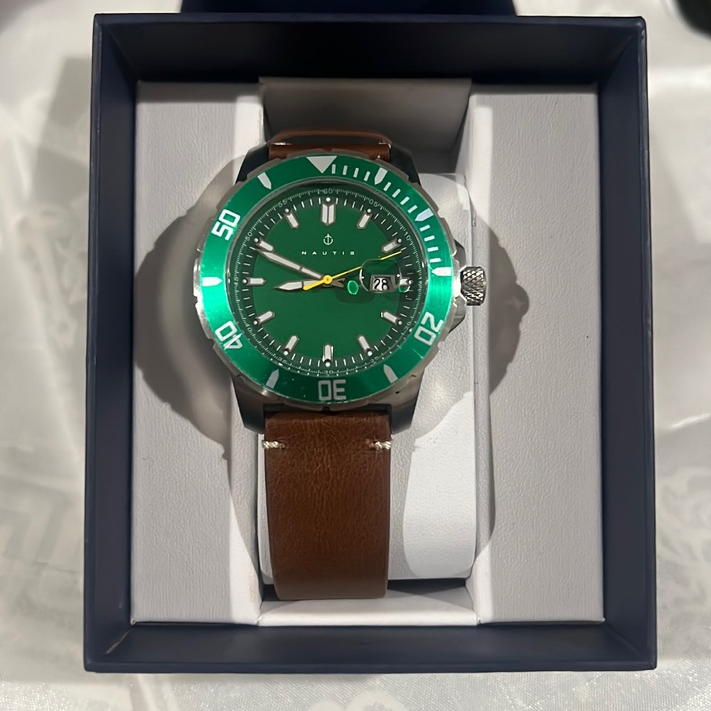 Nautis watch leather band